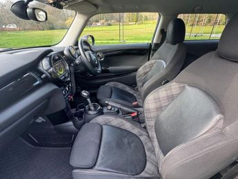 MINI HATCH 2.0 Cooper S Hatchback 3dr Petrol Auto Euro 6 (s/s) (192 ps)