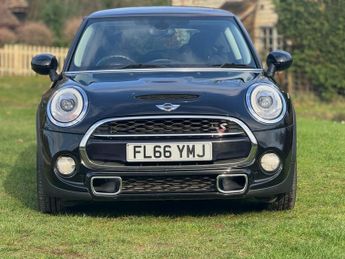 MINI HATCH 2.0 Cooper S Hatchback 3dr Petrol Auto Euro 6 (s/s) (192 ps)