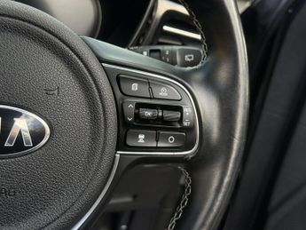 KIA NIRO 64kWh 4+ SUV 5dr Electric Auto (201 bhp)