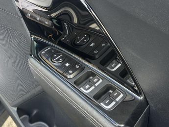 KIA NIRO 64kWh 4+ SUV 5dr Electric Auto (201 bhp)