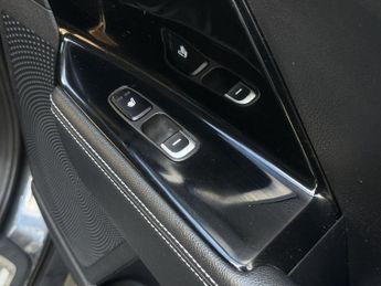 KIA NIRO 64kWh 4+ SUV 5dr Electric Auto (201 bhp)