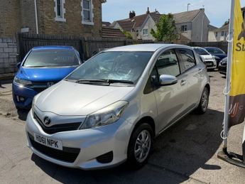 TOYOTA YARIS 1.3 Automatic JDM Petrol Hatchback Silver 5dr