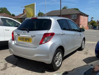 TOYOTA YARIS 1.3 Automatic JDM Petrol Hatchback Silver 5dr