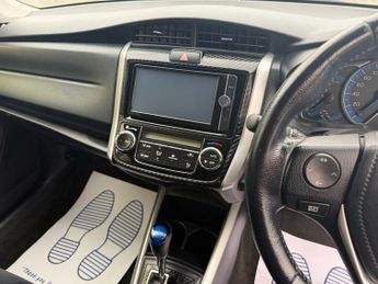 TOYOTA COROLLA 1.5 Hybrid Petrol Silver Estate 5dr