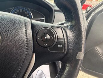 TOYOTA COROLLA 1.5 Hybrid Petrol Silver Estate 5dr