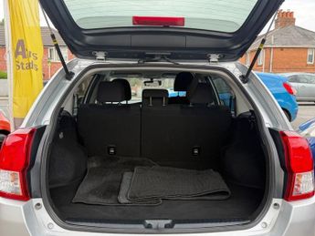 TOYOTA COROLLA 1.5 Hybrid Petrol Silver Estate 5dr