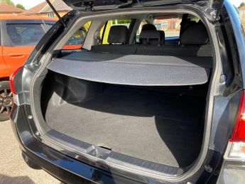 TOYOTA COROLLA 1.5 Automatic petrol Black 5dr