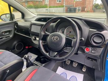 TOYOTA VITZ 1.5 RS gs Manual petrol Blue 5dr