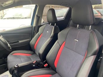 TOYOTA VITZ 1.5 RS gs Manual petrol Blue 5dr