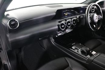 MERCEDES-BENZ A-CLASS 1.5 A180d SE Hatchback 5dr Diesel 7G-DCT Euro 6 (s/s) (116 ps)