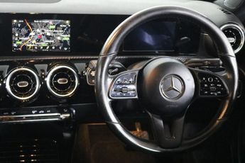 MERCEDES-BENZ A-CLASS 1.5 A180d SE Hatchback 5dr Diesel 7G-DCT Euro 6 (s/s) (116 ps)