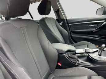 BMW 3 SERIES 2.0 318d Sport Saloon 4dr Diesel Auto Euro 6 (s/s) (150 ps)