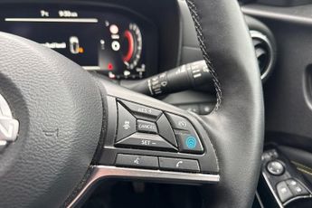 NISSAN JUKE 1.6 N-Sport SUV 5dr Petrol Hybrid Auto Euro 6 (143 ps) Rear View