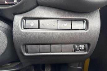 NISSAN JUKE 1.6 N-Sport SUV 5dr Petrol Hybrid Auto Euro 6 (143 ps) Rear View