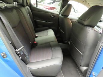 NISSAN LEAF 62kWh e+ N-Connecta Hatchback 5dr Electric Auto (217 ps)