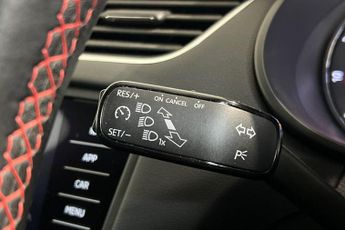 SKODA OCTAVIA 2.0 TSI GPF vRS Estate 5dr Petrol DSG Euro 6 (s/s) (245 ps) Acou