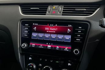 SKODA OCTAVIA 2.0 TSI GPF vRS Estate 5dr Petrol DSG Euro 6 (s/s) (245 ps) Acou