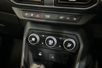 DACIA SANDERO STEPWAY 1.0 TCe EXTREME Hatchback 5dr Petrol CVT Euro 6 (s/s) (90 ps) Re