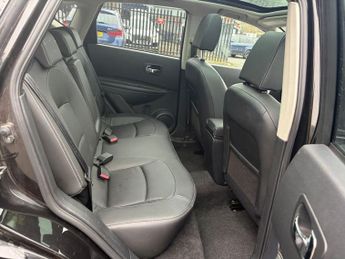 NISSAN QASHQAI 2.0 Tekna SUV 5dr Petrol CVT 4WD Euro 4 (141 ps)