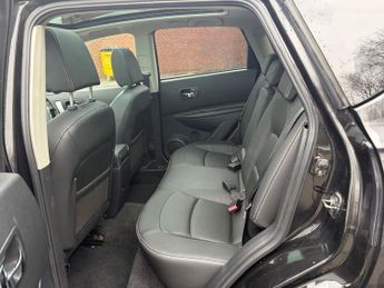 NISSAN QASHQAI 2.0 Tekna SUV 5dr Petrol CVT 4WD Euro 4 (141 ps)