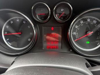 VAUXHALL ASTRA 1.6 16v Exclusiv Hatchback 5dr Petrol Manual Euro 5 (115 ps)