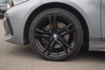 BMW 1 SERIES 1.5 118i M Sport (LCP) Hatchback 5dr Petrol DCT Euro 6 (s/s) (13
