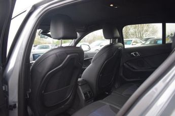 BMW 1 SERIES 1.5 118i M Sport (LCP) Hatchback 5dr Petrol DCT Euro 6 (s/s) (13