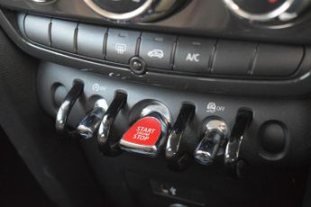 MINI COUNTRYMAN 1.5 Cooper Classic SUV 5dr Petrol Steptronic Euro 6 (s/s) (136 p