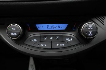 TOYOTA YARIS 1.5 VVT-h Excel Hatchback 5dr Petrol Hybrid E-CVT Euro 6 (15in A