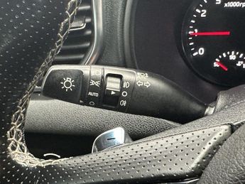 KIA SPORTAGE 1.6 T-GDi GT-Line S SUV 5dr Petrol DCT AWD Euro 6 (174 bhp)