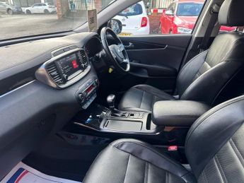 KIA SORENTO 2.2 CRDi KX-2 SUV 5dr Diesel Auto AWD Euro 6 (s/s) (197 bhp)