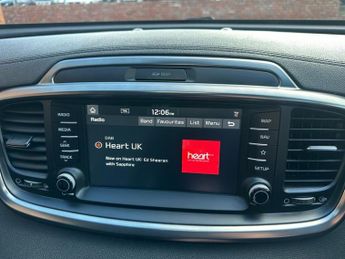 KIA SORENTO 2.2 CRDi KX-2 SUV 5dr Diesel Auto AWD Euro 6 (s/s) (197 bhp)