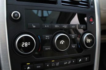 LAND ROVER DISCOVERY SPORT 2.2 SD4 HSE SUV 5dr Diesel Auto 4WD Euro 5 (s/s) (190 ps)