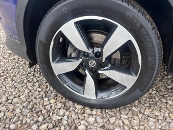NISSAN QASHQAI 1.2 DIG-T n-tec SUV 5dr Petrol XTRON 2WD Euro 6 (s/s) (115 ps)