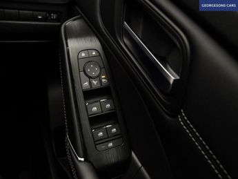 NISSAN QASHQAI 1.5 h e-POWER N-Connecta SUV 5dr Petrol Hybrid Auto Euro 6 (s/s)