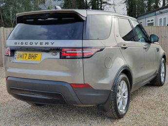 LAND ROVER DISCOVERY 3.0 TD V6 First Edition SUV 5dr Diesel Auto 4WD Euro 6 (s/s) (25