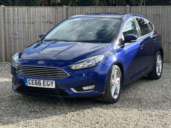 Ford Focus 1.5 TDCi Titanium Hatchback 5dr Diesel Manual Euro 6 (s/s) (120 