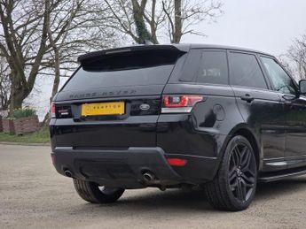 LAND ROVER RANGE ROVER SPORT 3.0 SD V6 Autobiography Dynamic SUV 5dr Diesel Auto 4WD Euro 6 (