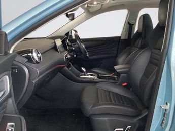 MG MG HS 1.5 T-GDI 16.6kWh Exclusive SUV 5dr Petrol Plug-in Hybrid Auto E