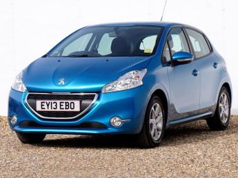 PEUGEOT 208 1.2 VTi Active Hatchback Petrol Manual 5dr - Just 35,180 Miles /