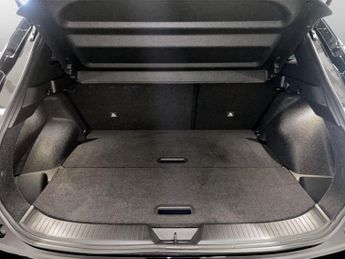 NISSAN QASHQAI 1.3 DIG-T MHEV N-Connecta SUV 5dr Petrol Hybrid XTRON Euro 6 (s/