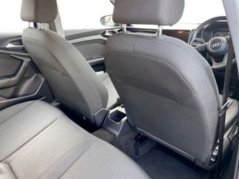 AUDI A1 1.0 TFSI 30 Technik Sportback 5dr Petrol S Tronic Euro 6 (s/s) (