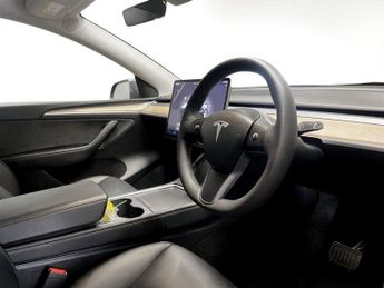 TESLA MODEL Y SUV 5dr Electric Auto RWD (346 ps)