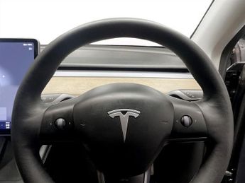 TESLA MODEL Y SUV 5dr Electric Auto RWD (346 ps)