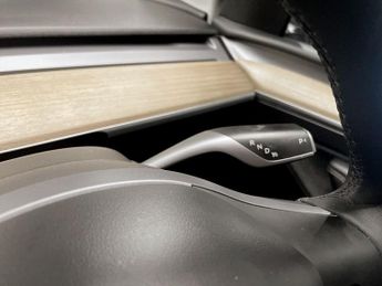 TESLA MODEL Y SUV 5dr Electric Auto RWD (346 ps)