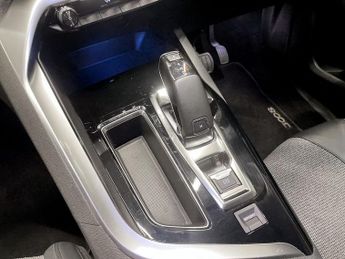 PEUGEOT 3008 1.2 PureTech GPF Allure SUV 5dr Petrol EAT Euro 6 (s/s) (130 ps)