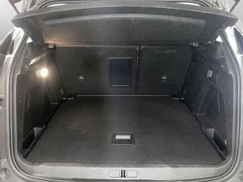 PEUGEOT 3008 1.2 PureTech GPF Allure SUV 5dr Petrol EAT Euro 6 (s/s) (130 ps)