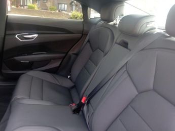 AUDI E-TRON GT 93.4kWh Saloon 4dr Electric Auto quattro (476 ps)