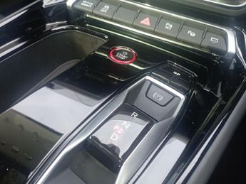 AUDI E-TRON GT 93.4kWh Saloon 4dr Electric Auto quattro (476 ps)