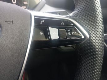 AUDI E-TRON GT 93.4kWh Saloon 4dr Electric Auto quattro (476 ps)